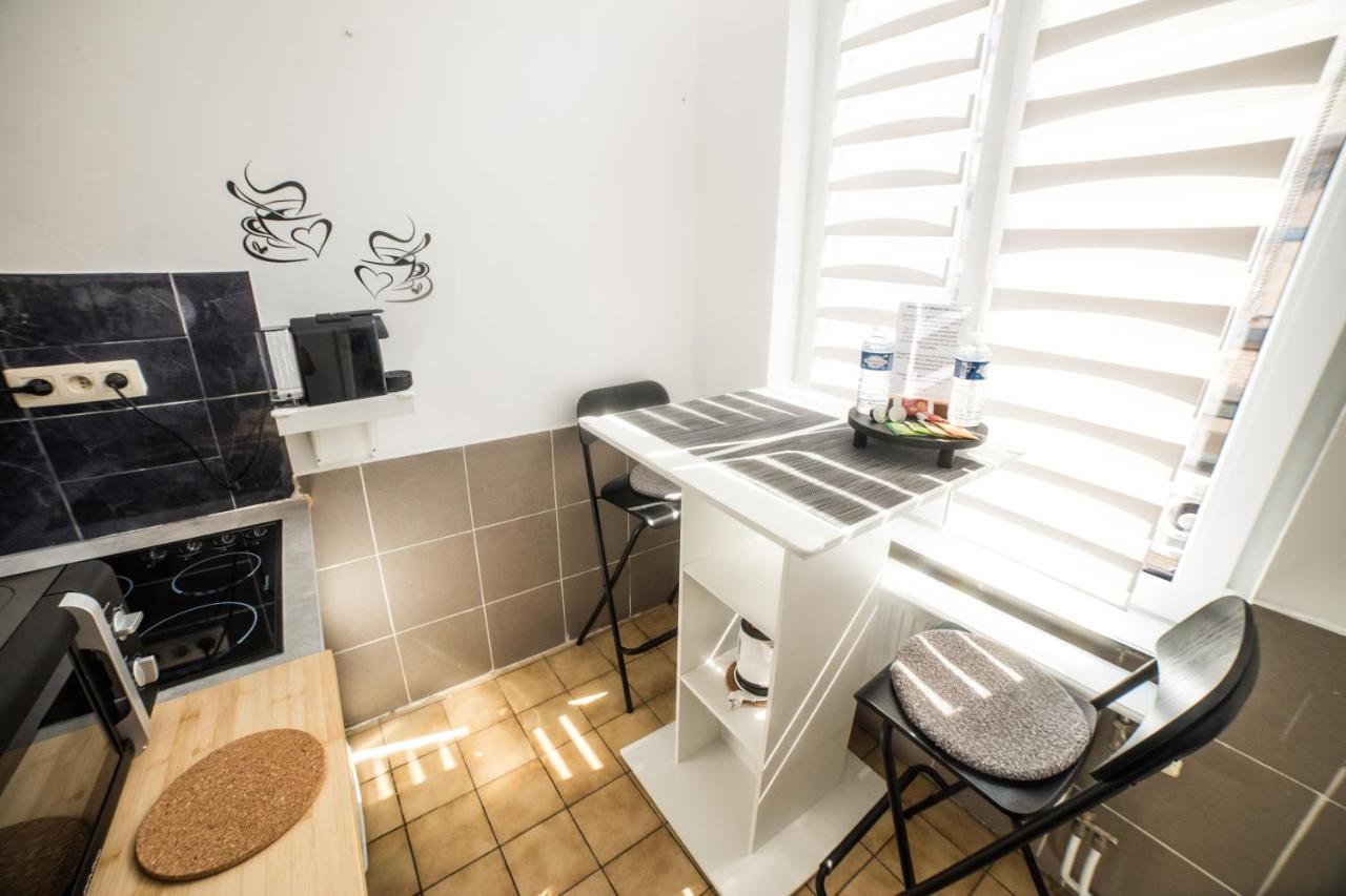 City Centre Hidden Gem! Apartment For Up To 3 People 브뤼셀 외부 사진
