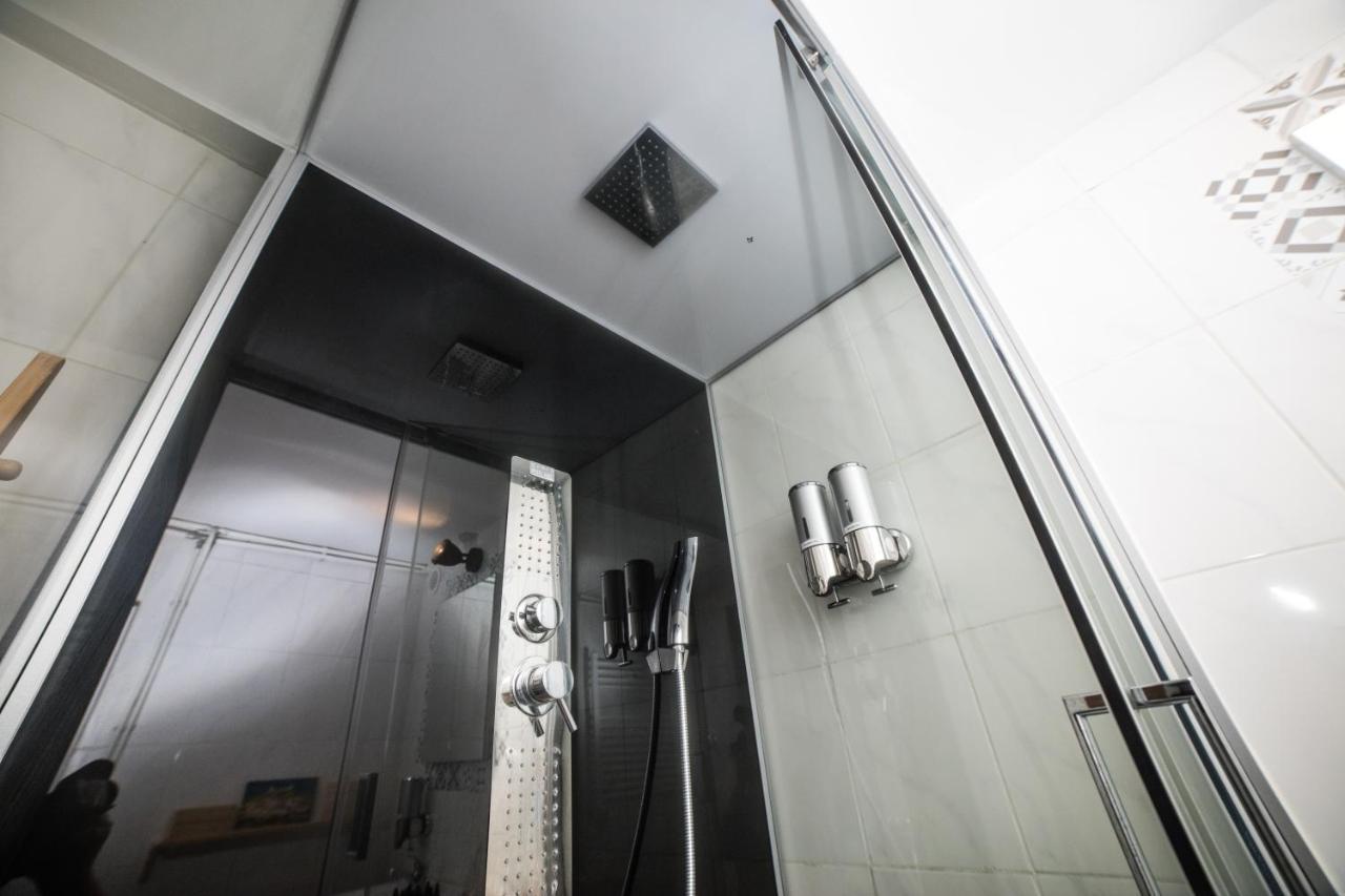 City Centre Hidden Gem! Apartment For Up To 3 People 브뤼셀 외부 사진