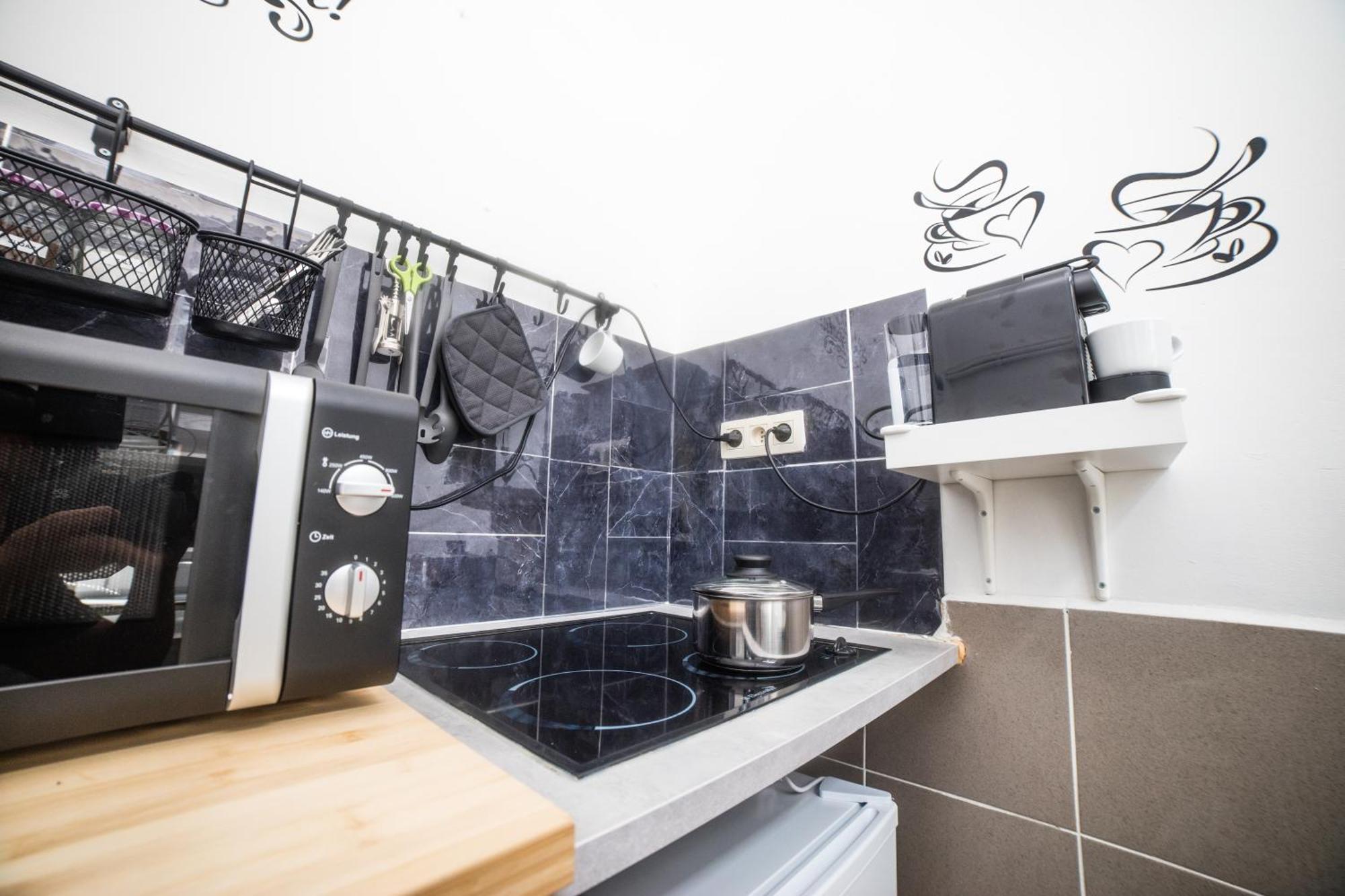 City Centre Hidden Gem! Apartment For Up To 3 People 브뤼셀 외부 사진